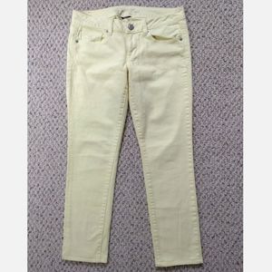 American Eagle Outfitters Stretch Skinny Jeans in YellowWomen's Size 4 Regula
